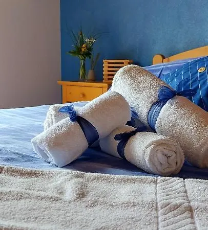 Il Campo Della Quercia Lägenhetshotell