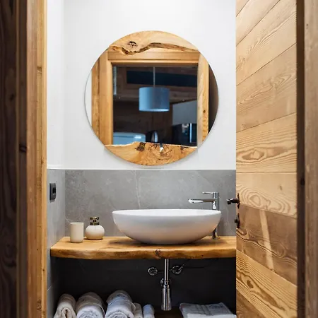 아파트호텔 Il Campo Della Quercia 3*
